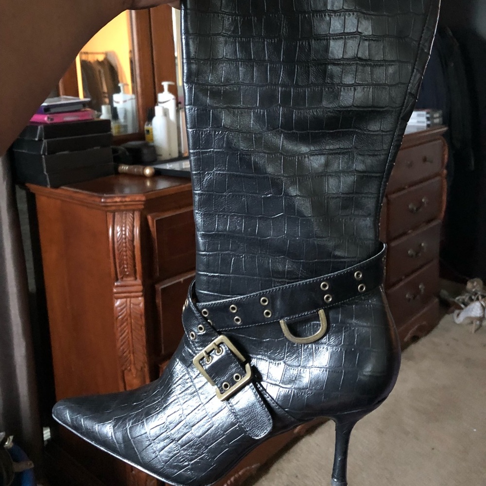 Shoes black leather